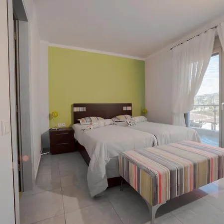 Oniro Luxury Villa *