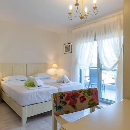 Oniro Luxury Торони