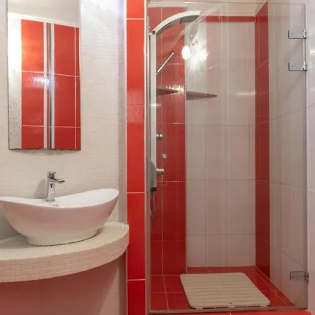 Oniro Luxury Торони