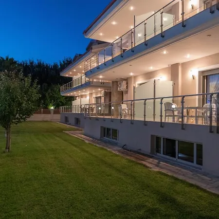 Oniro Luxury Вилла *