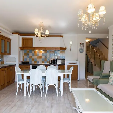 Вилла Oniro Luxury *