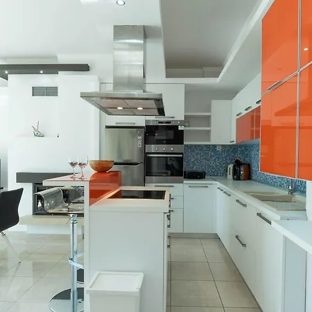 Oniro Luxury Villa Toroni