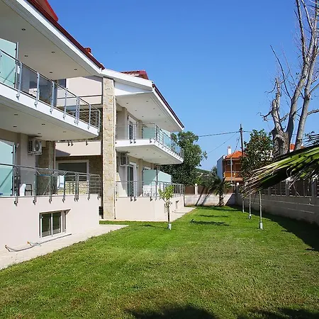 Oniro Luxury Торони